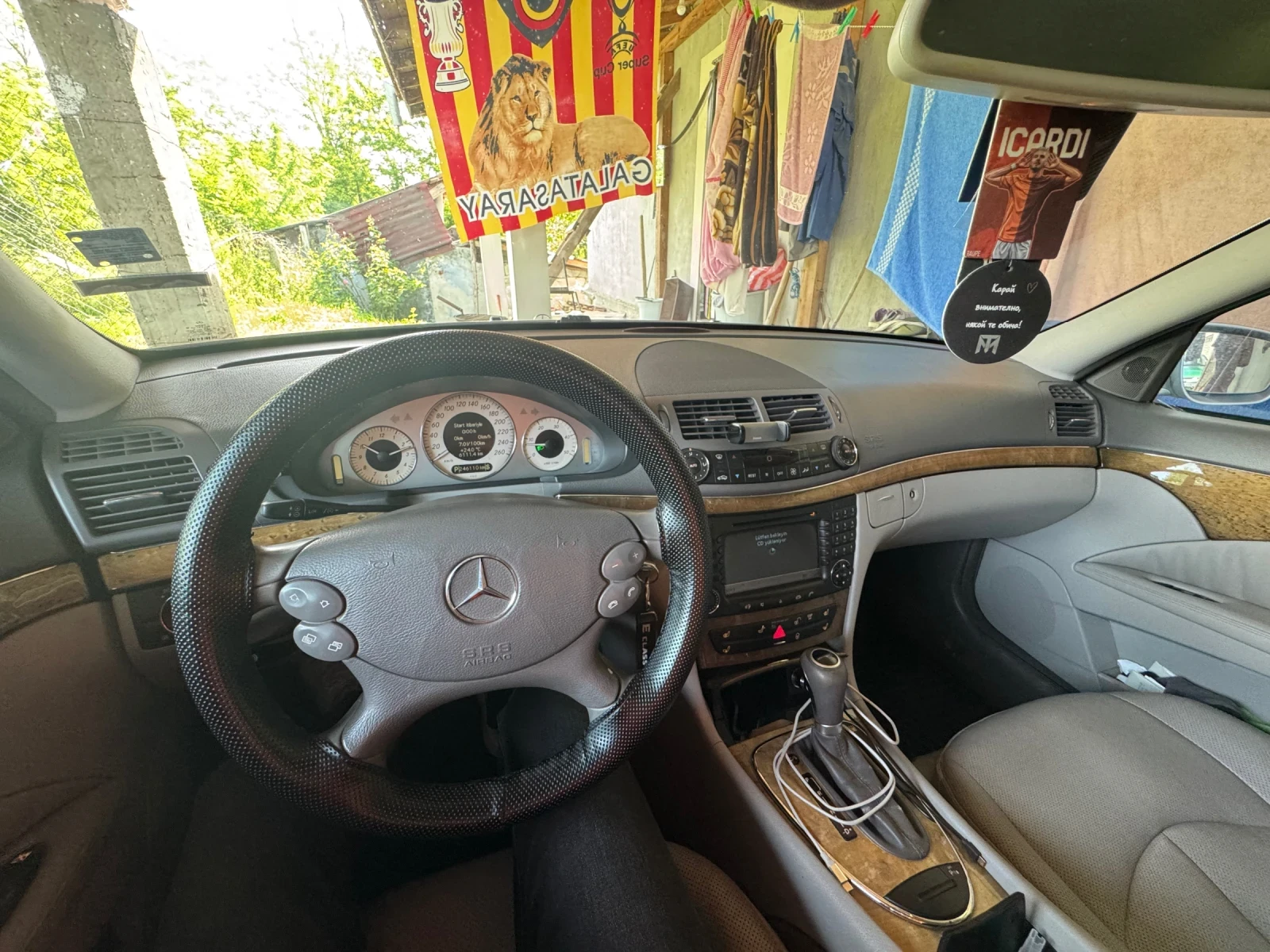 Mercedes-Benz E 320  - изображение 2