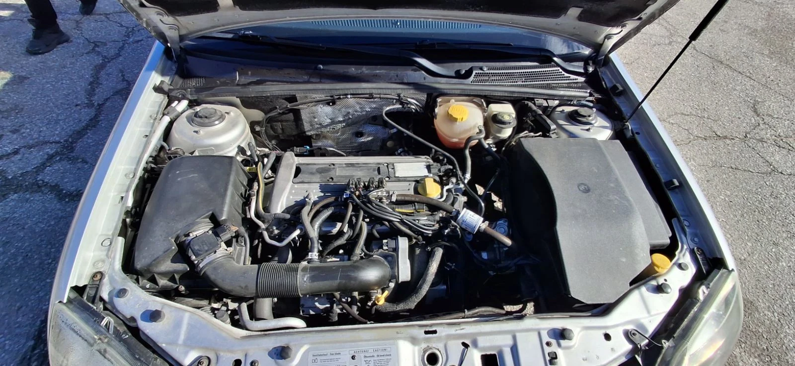 Opel Vectra 2.2 - изображение 7