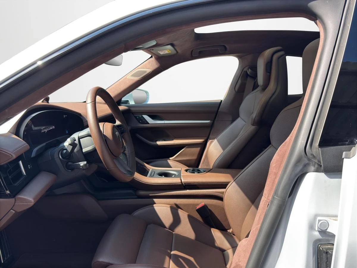 Porsche Taycan TURBO S/CARBON/CERAMIC/SPORT DESIGN/PANO/BURMESTER - изображение 10