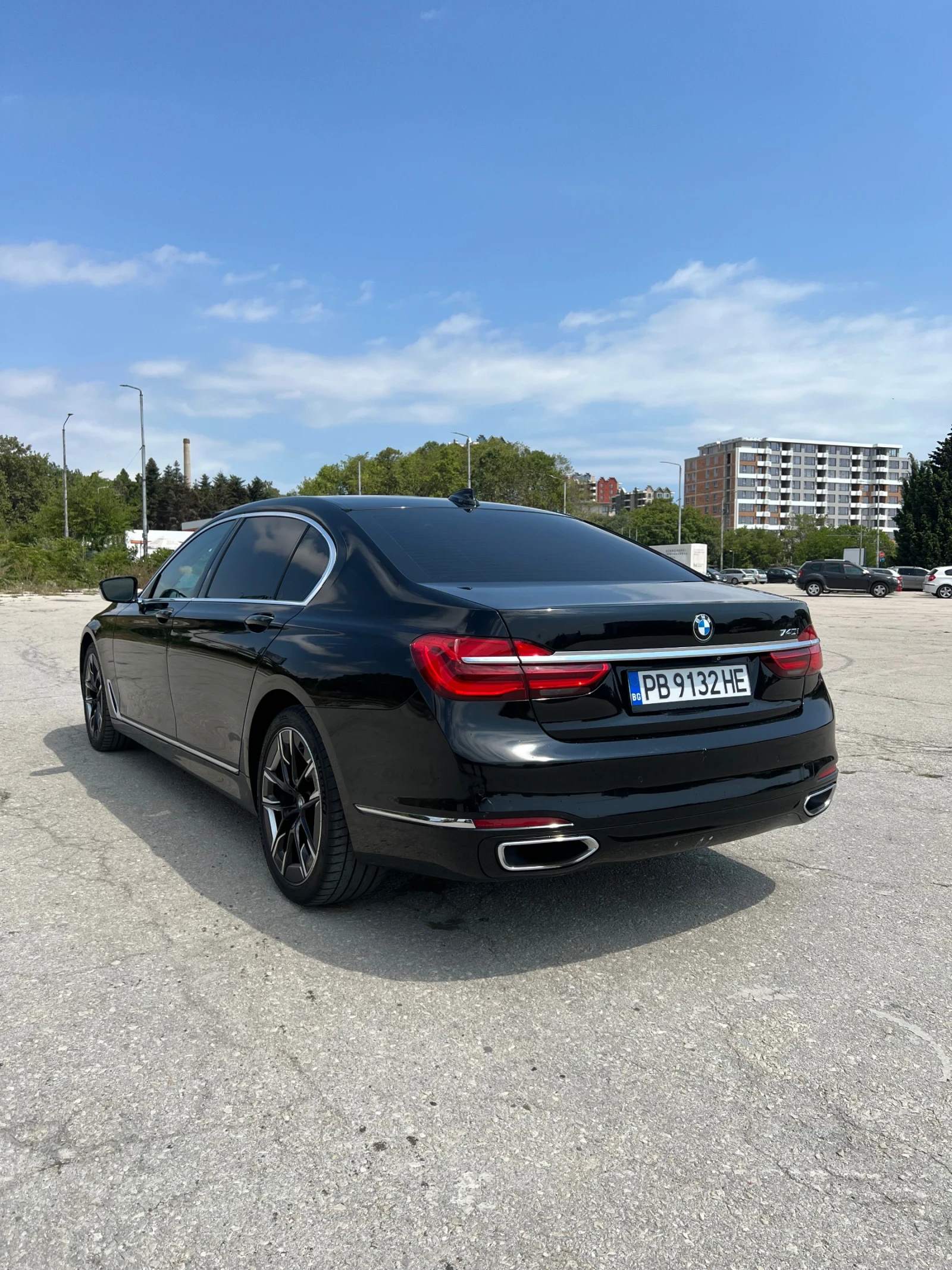 BMW 740  - изображение 5