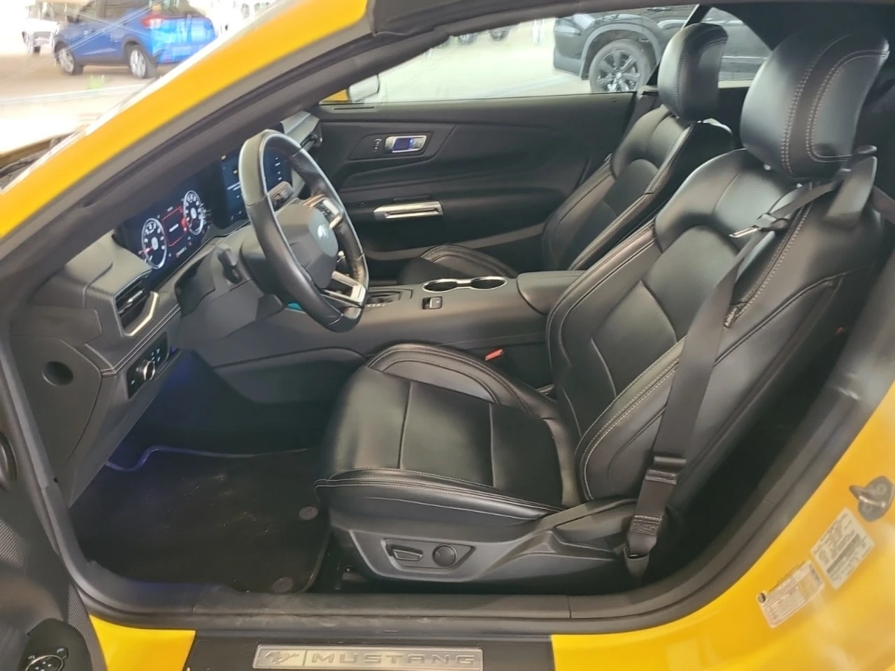 Ford Mustang CARFAX* АВТОФИНАНСИРАНЕ БЕЗ ПЪРВОНАЧАЛНА ВНОСКА - изображение 5