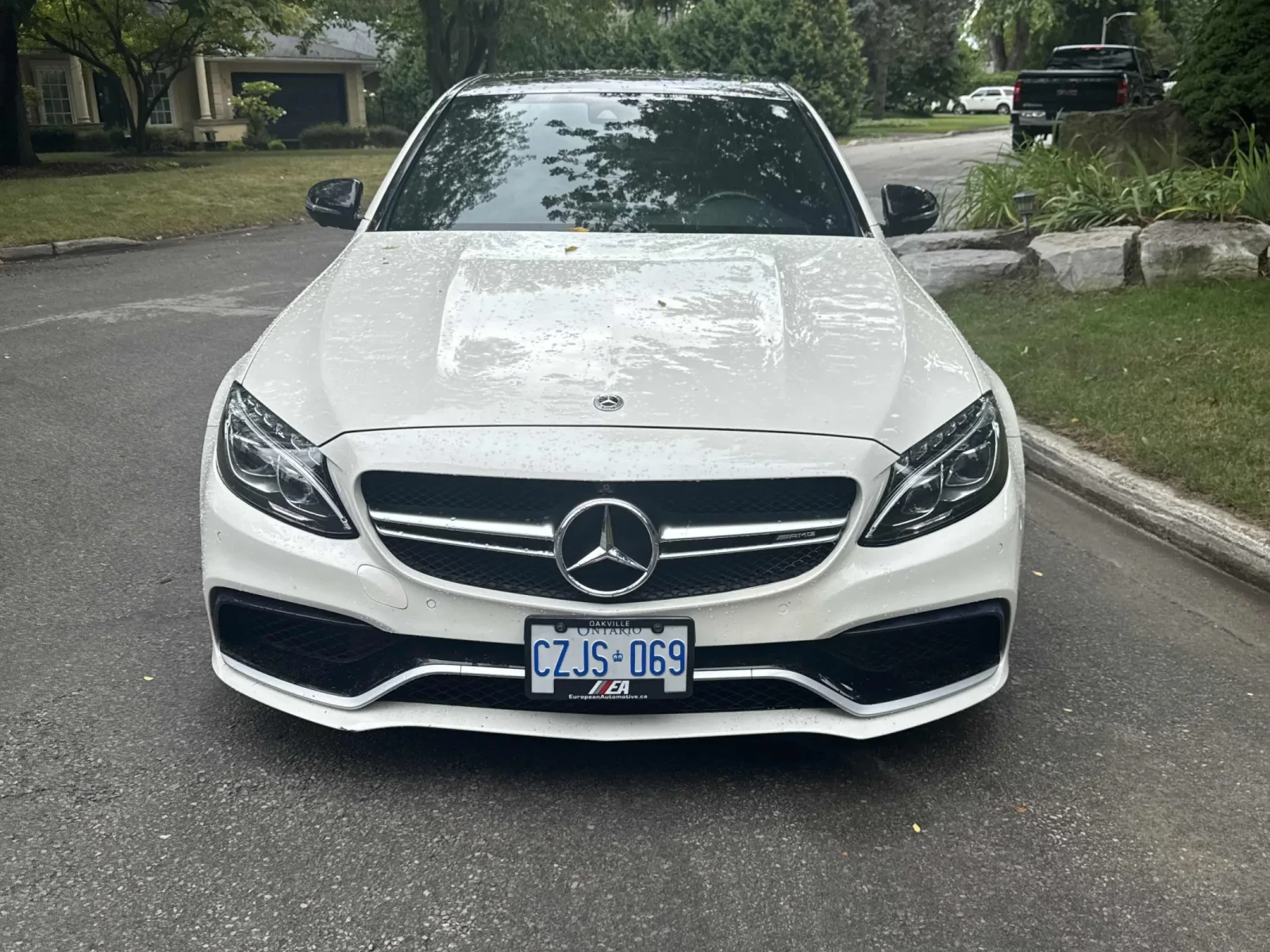 Mercedes-Benz C 63 AMG S* DESIGNO* AMBIENT* CARFAX* ОПЦИЯ ЗА ФИНАНСИРАНЕ* - изображение 2