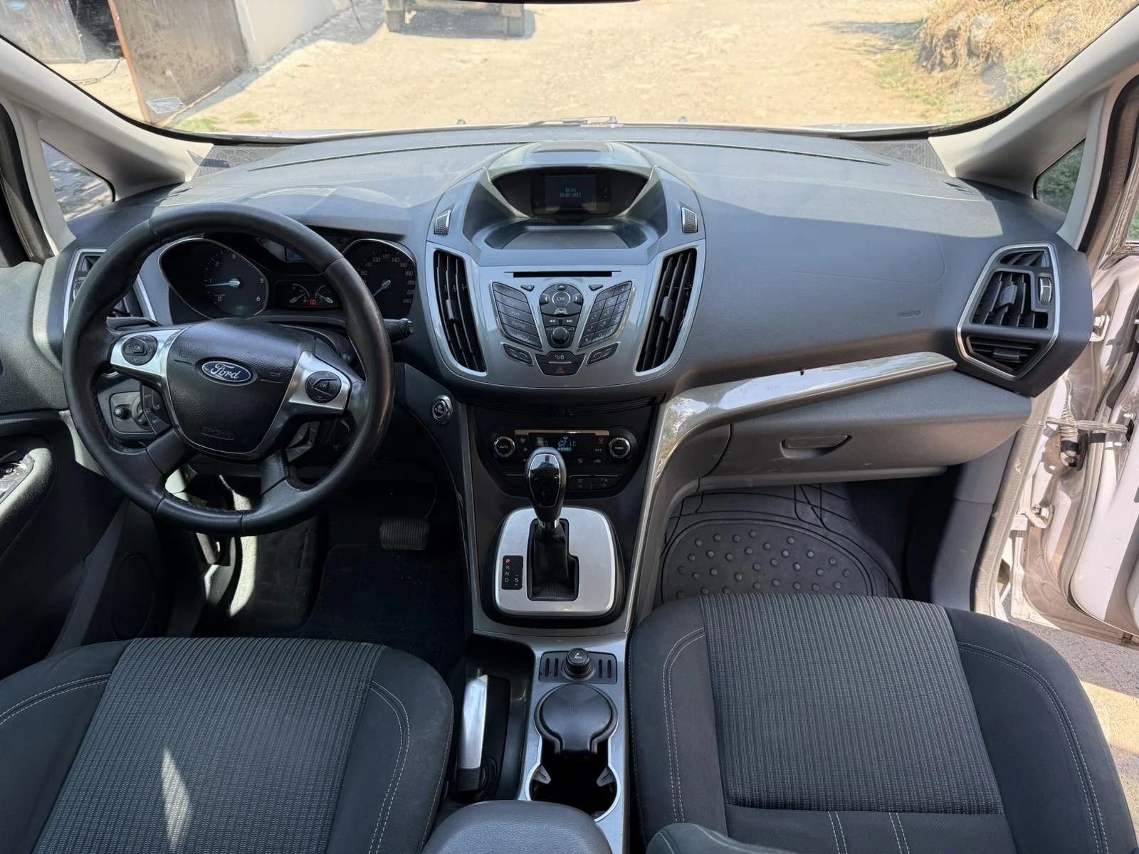 Ford C-max 2.0TDci 163kc Automat, снимка 6 - Автомобили и джипове - 55022761