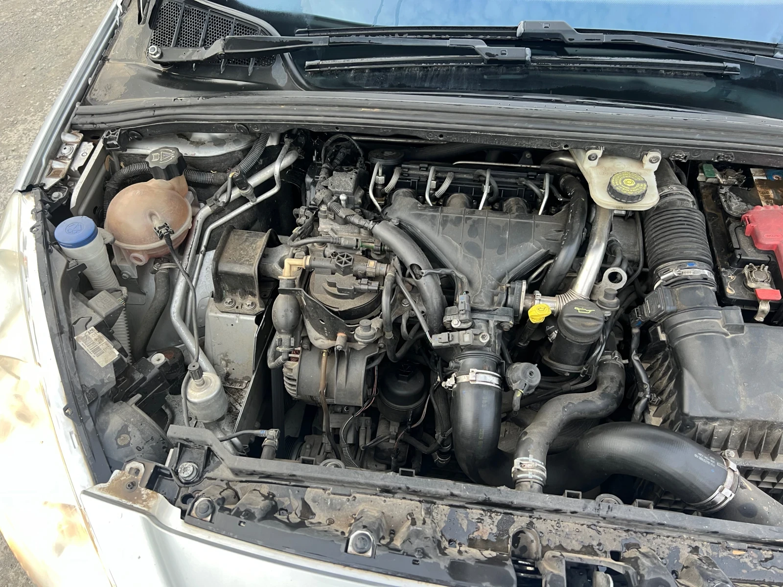 Peugeot 308 2.0HDI AUTOMAT | Mobile.bg — изображение 12