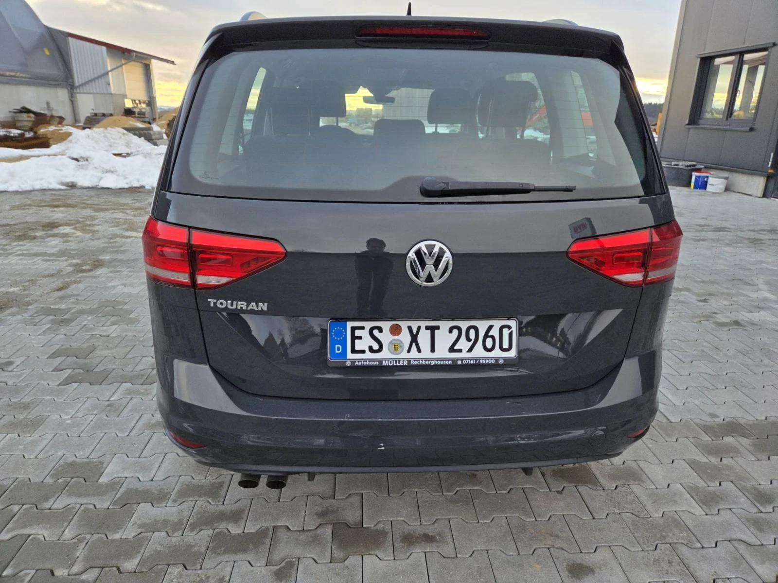 VW Touran 2.0 TDI 150кс Автомат - изображение 6