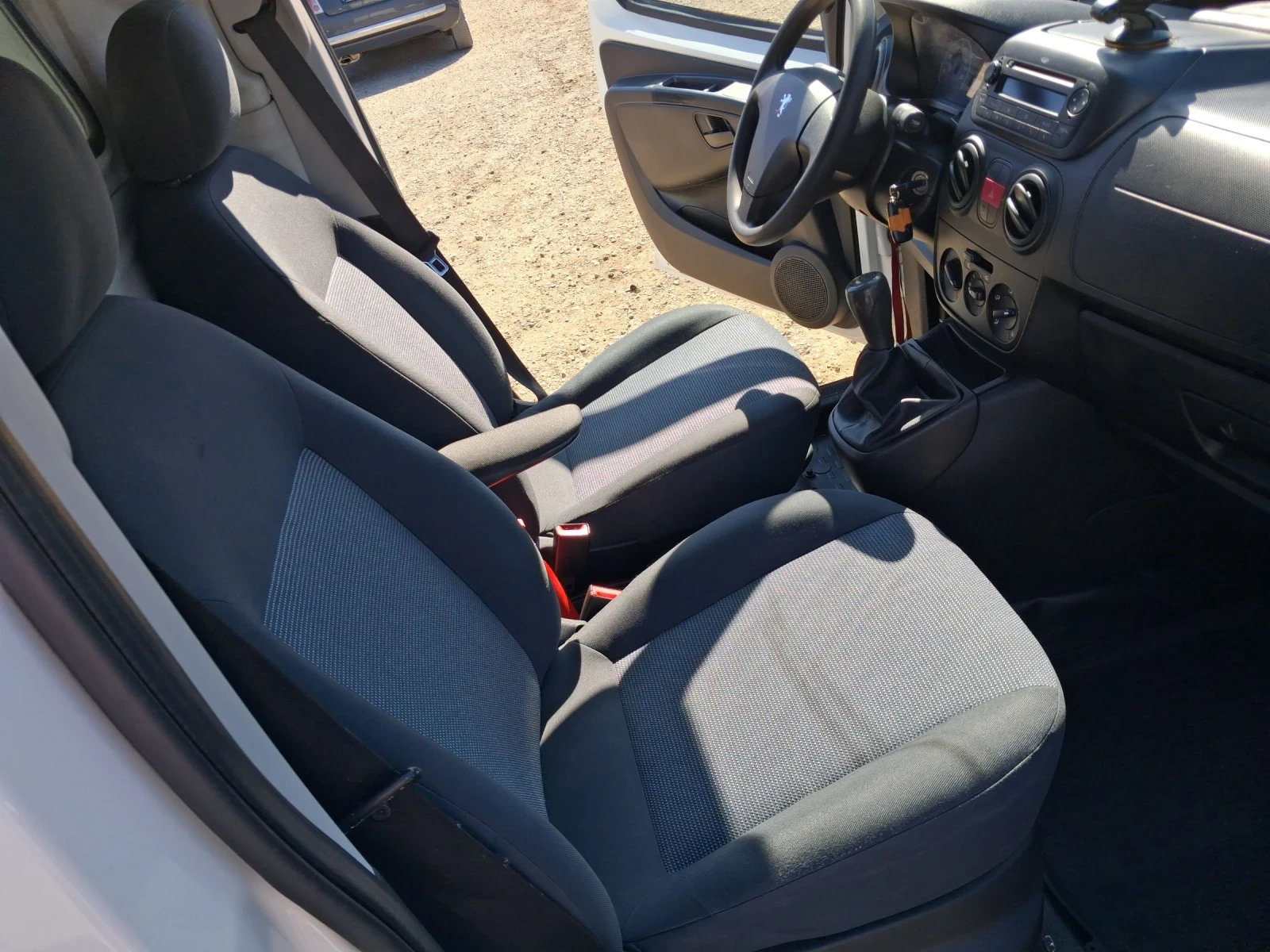 Peugeot Bipper 1.3 дизел, оригинален вид, снимка 10 - Автомобили и джипове - 53756500