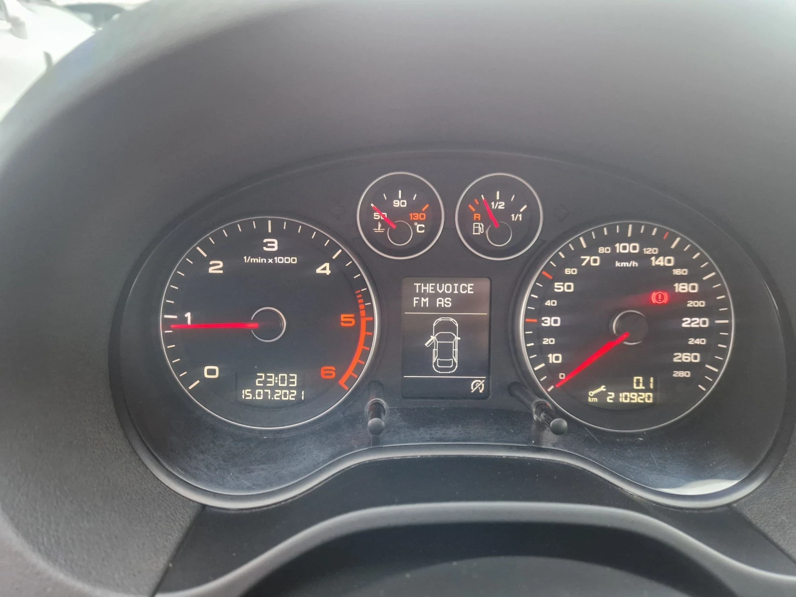 Audi A3 2.0TDI 140HP.FACE LIFT ITALIA, снимка 14 - Автомобили и джипове - 53994095