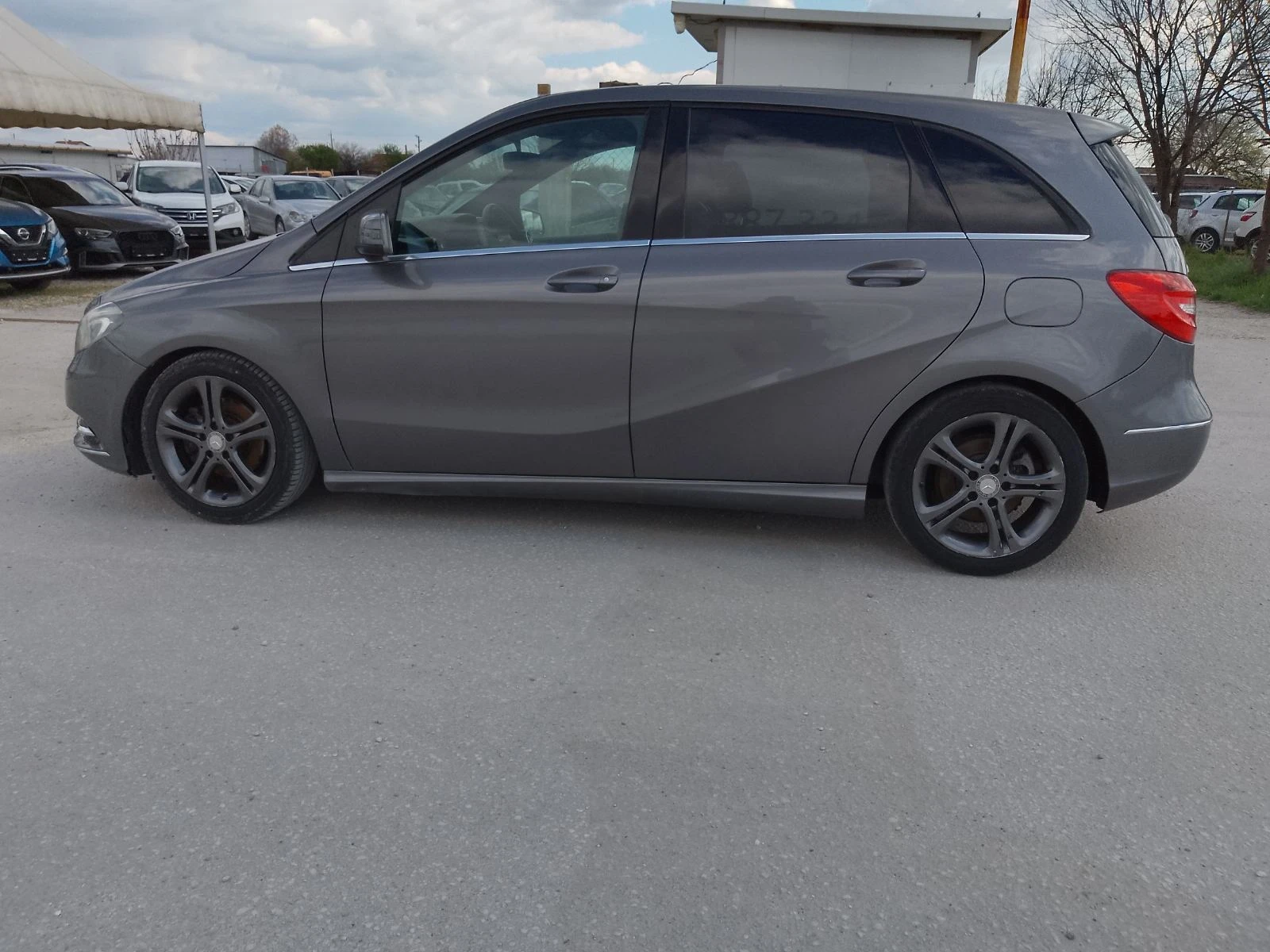 Mercedes-Benz B 180 1.8сди топ фул, снимка 6 - Автомобили и джипове - 54163281