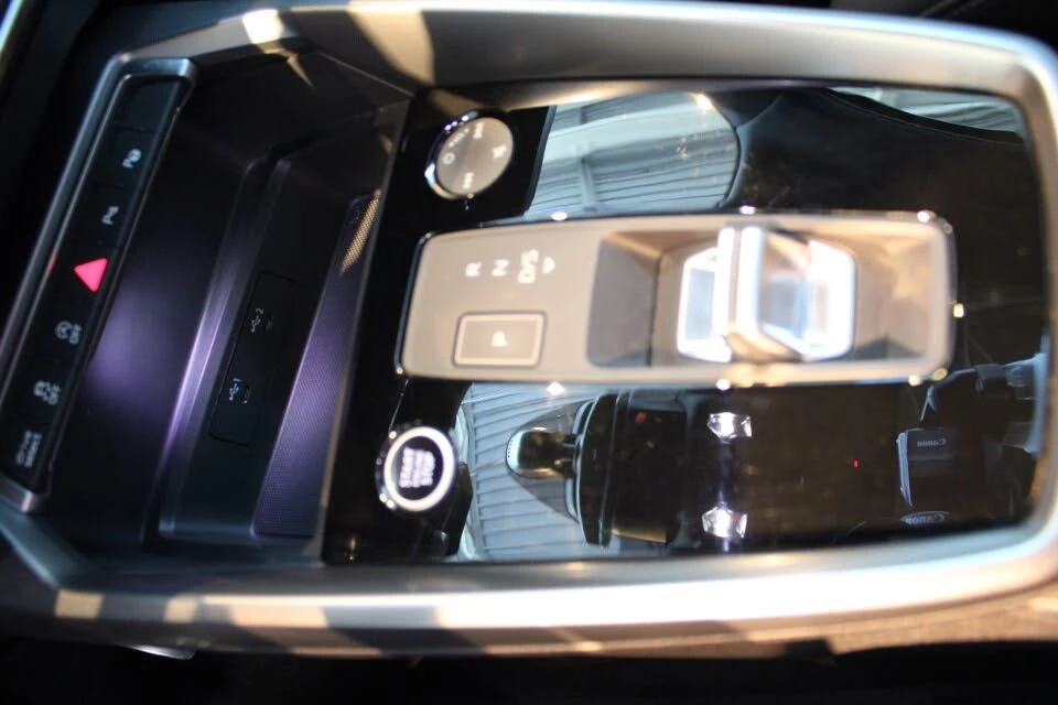 Audi A3 quattro* Progressiv* АвтоКредит* (ЦЕНА ДО БГ), снимка 12 - Автомобили и джипове - 54166622