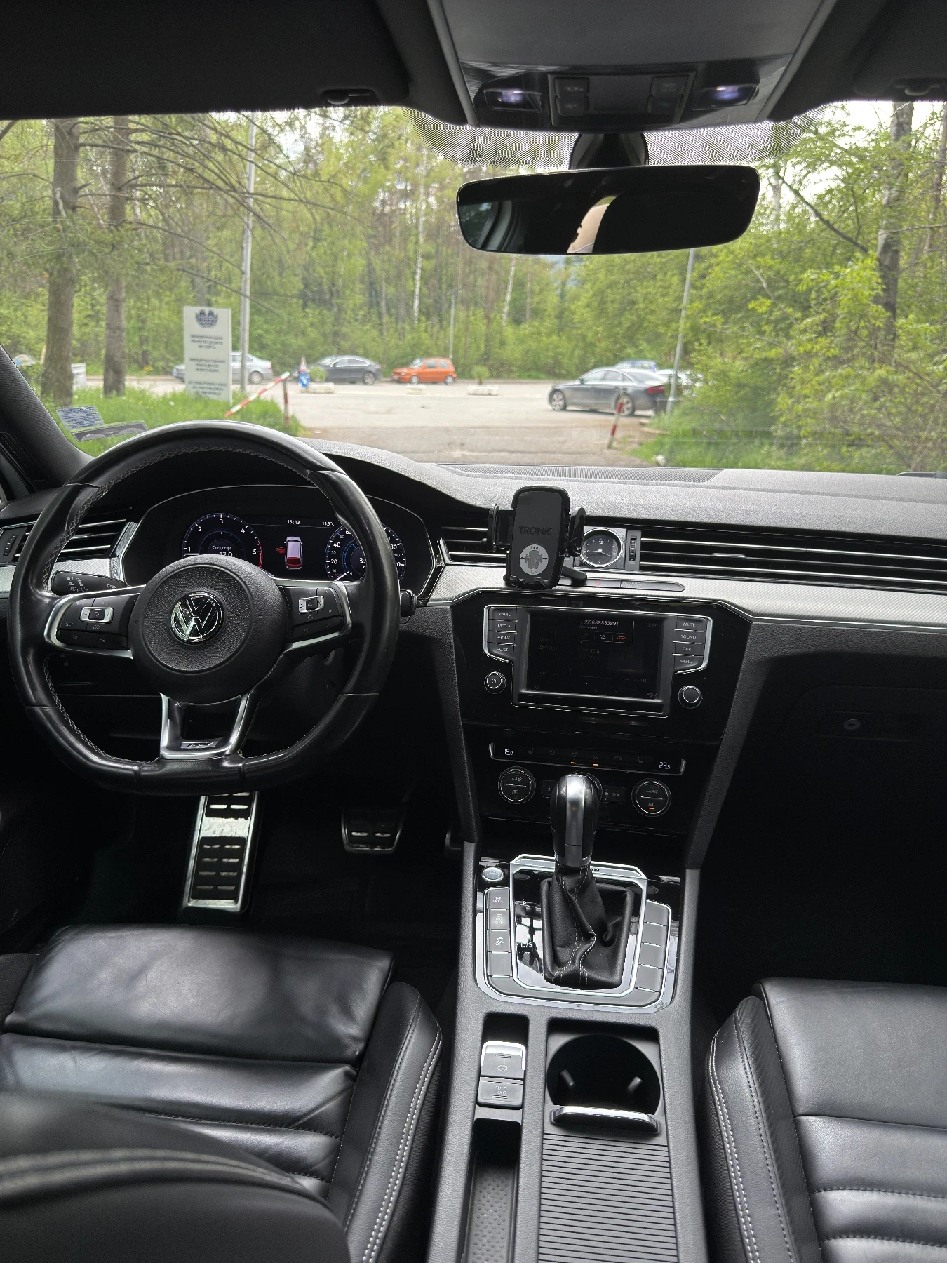 VW Passat R line, 4Motion, DSG, Led, 190hp, снимка 12 - Автомобили и джипове - 54401879