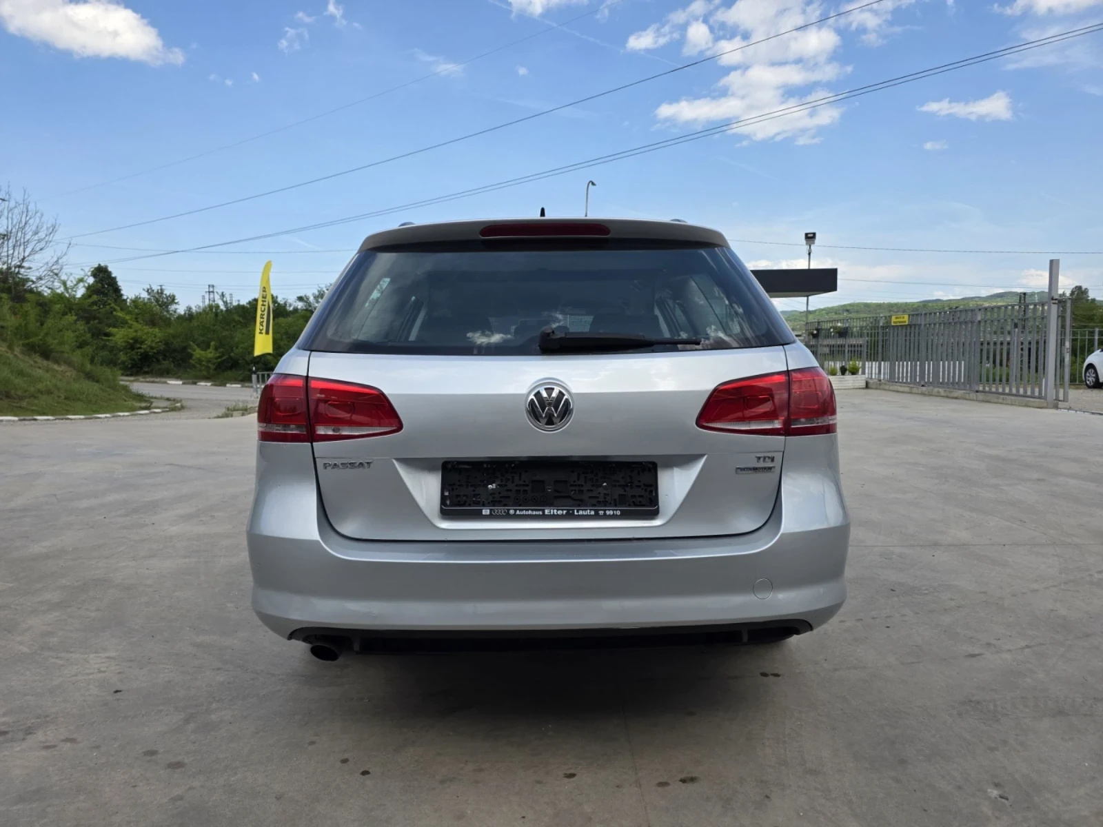 VW Passat 1.6, снимка 6 - Автомобили и джипове - 54548829