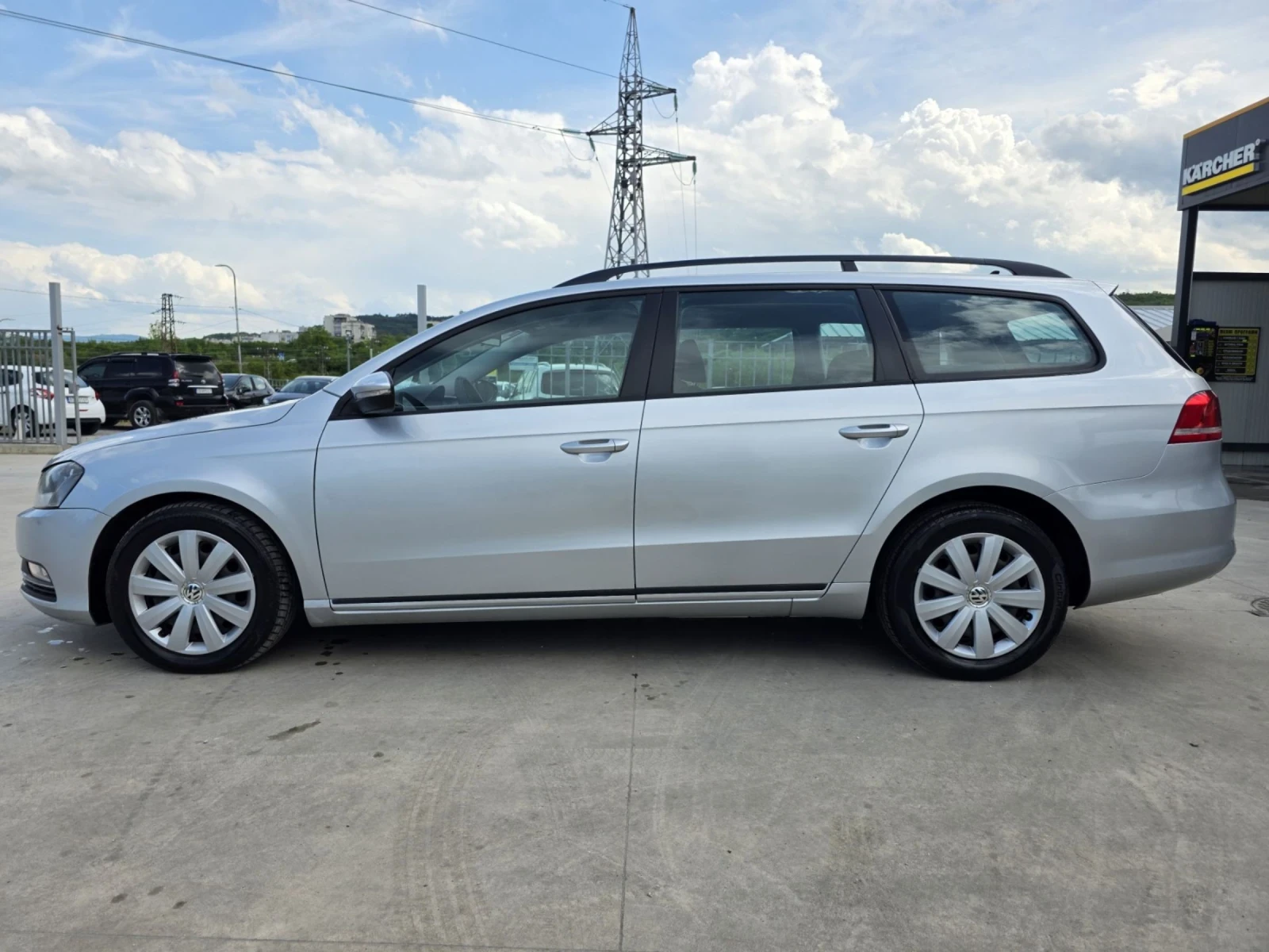 VW Passat 1.6, снимка 8 - Автомобили и джипове - 54548829