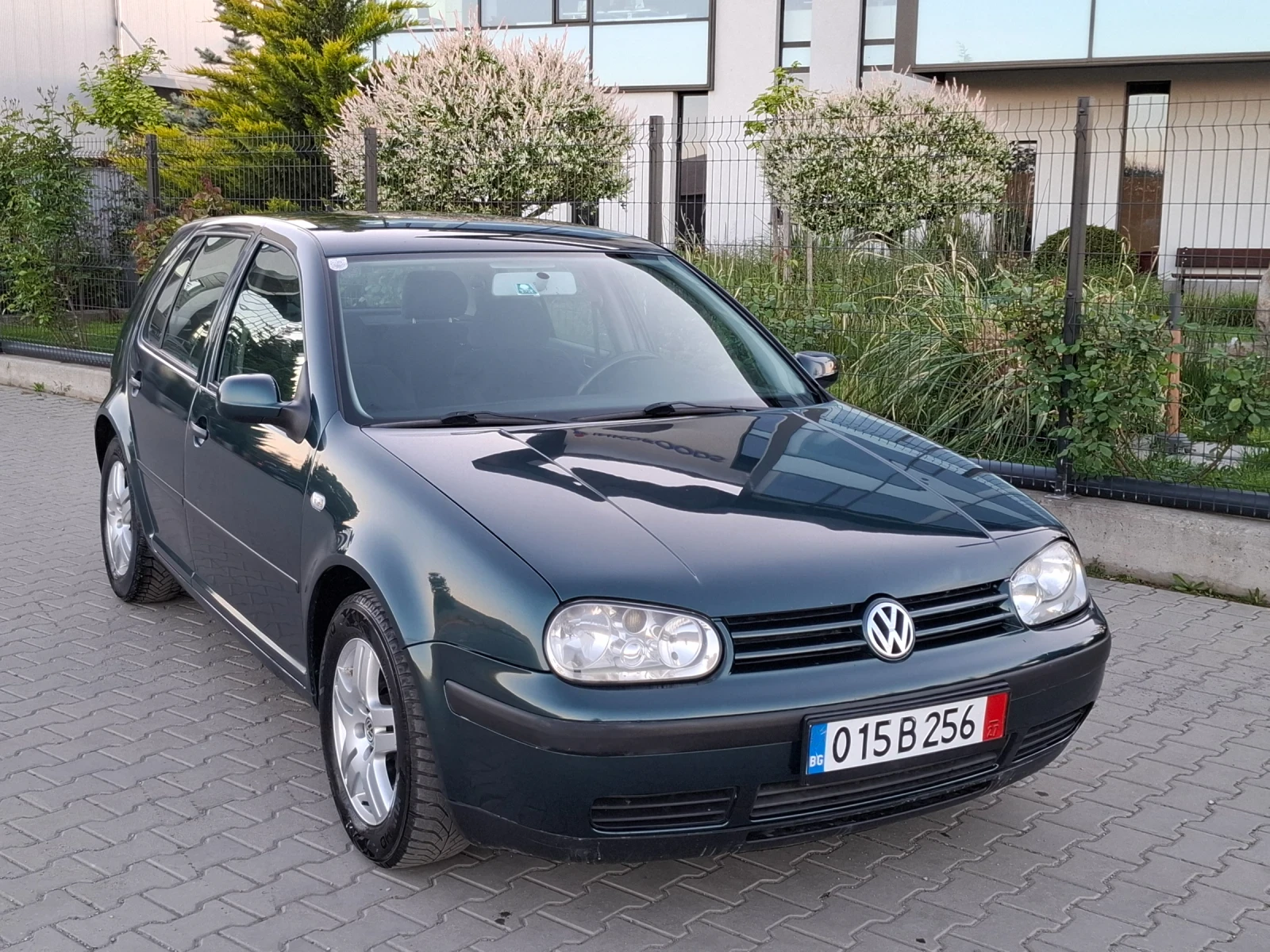 VW Golf 1.9TDI* (90кс)* KLIMATRONIK* НОВ ВНОС* , снимка 8 - Автомобили и джипове - 54556121