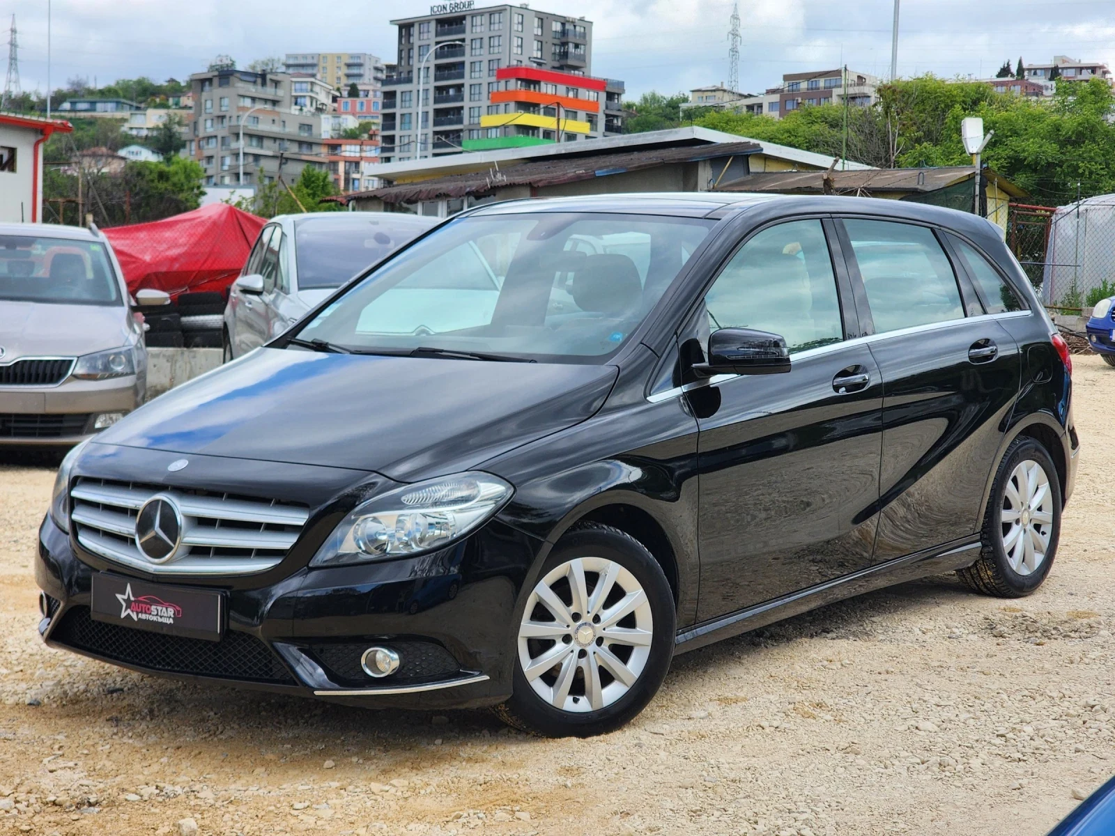 Mercedes-Benz B 180 7G, снимка 2 - Автомобили и джипове - 54560268