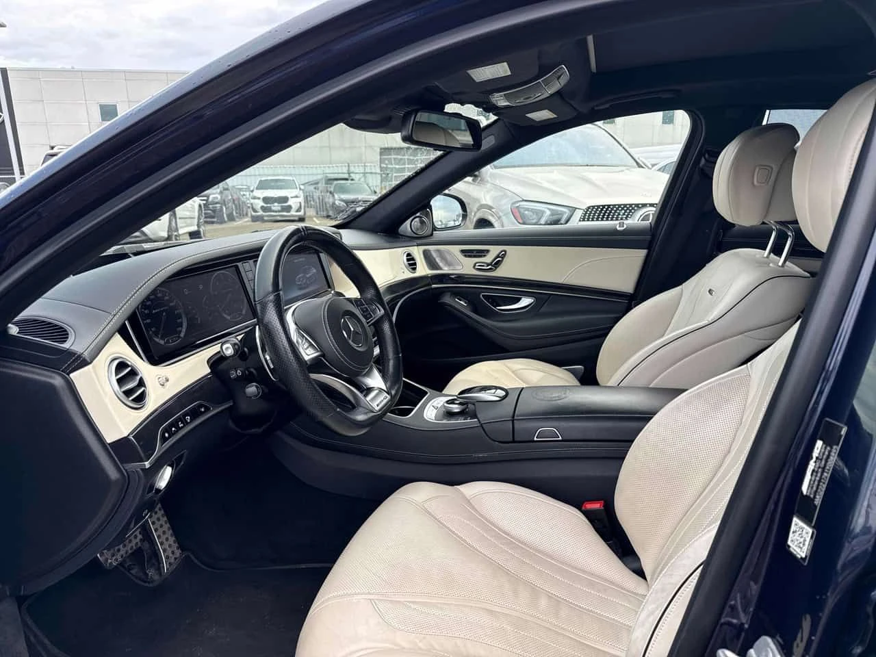 Mercedes-Benz S 63 AMG | DISTRONIC | 3D BURMESTER | HUD | , снимка 5 - Автомобили и джипове - 54577609