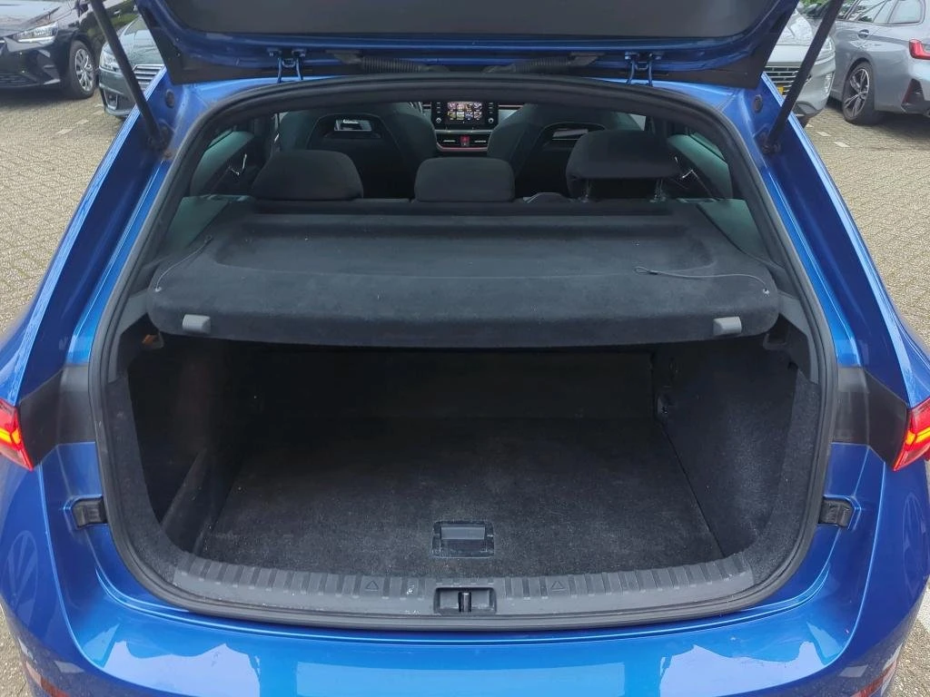 Skoda Scala Sport Business, снимка 7 - Автомобили и джипове - 54734071