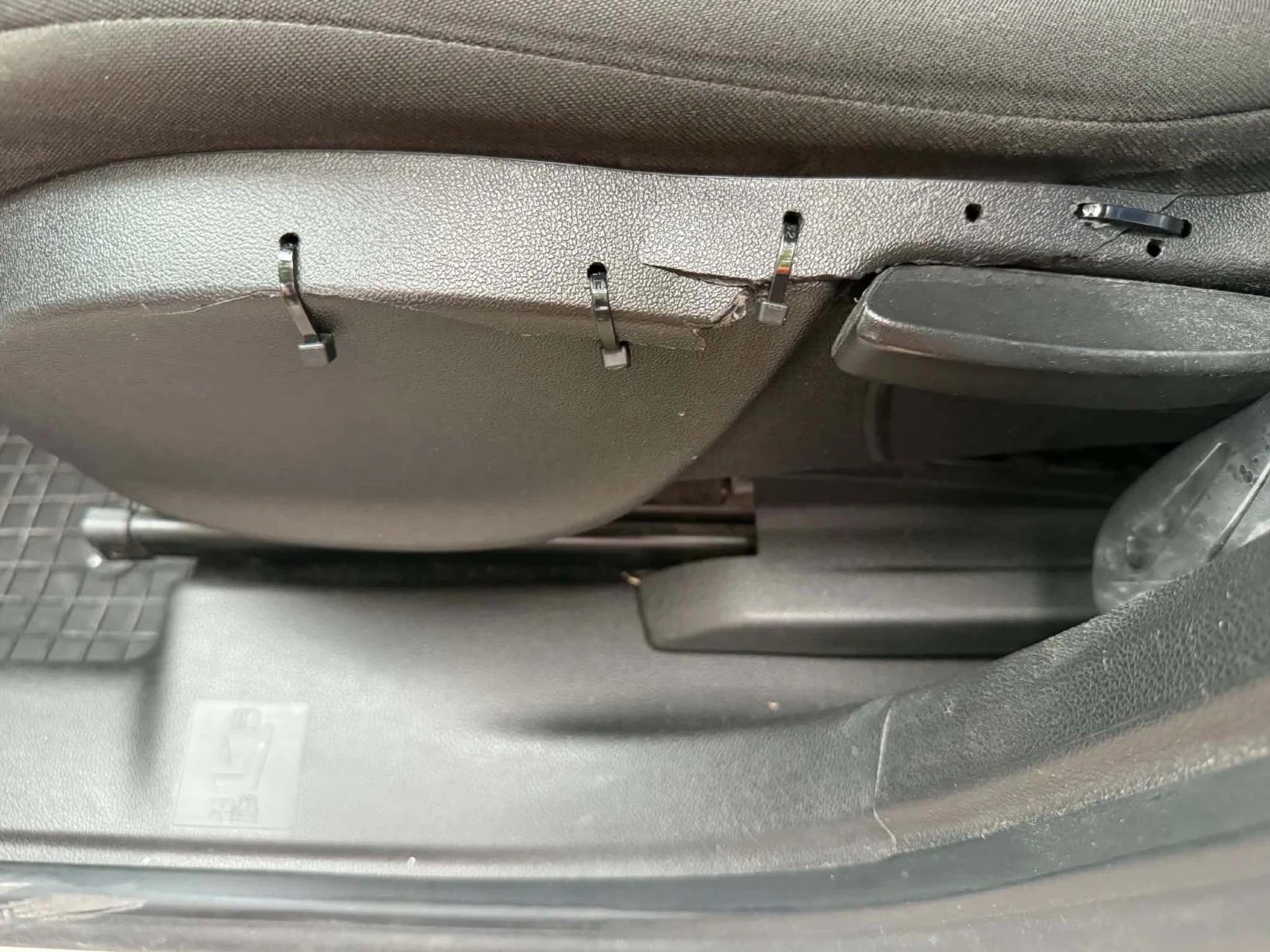 Opel Meriva 1.4T, снимка 11 - Автомобили и джипове - 54740500