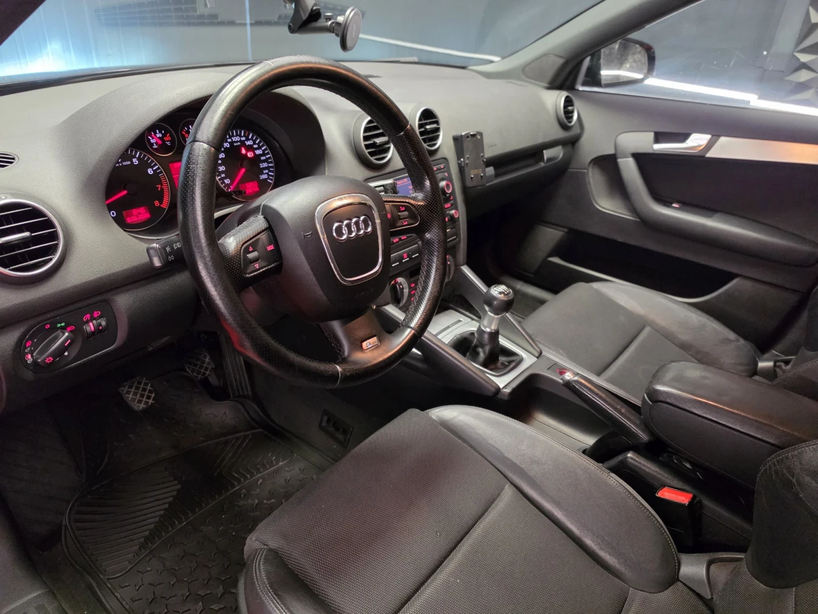 Audi A3 2.0FSI* 150к.с* S-LINE* НАВИ* МУЛТИ* ТЕМПОМАТ* РЕГ, снимка 8 - Автомобили и джипове - 54847338