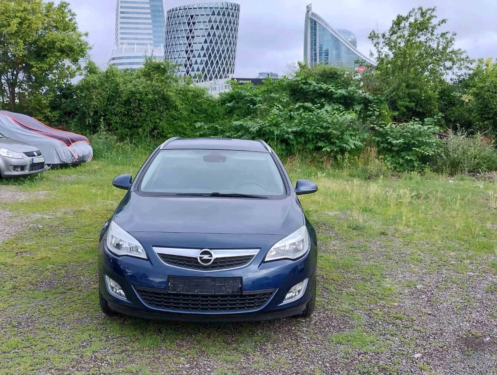 Opel Astra 1.4 COSMO , снимка 4 - Автомобили и джипове - 54878402