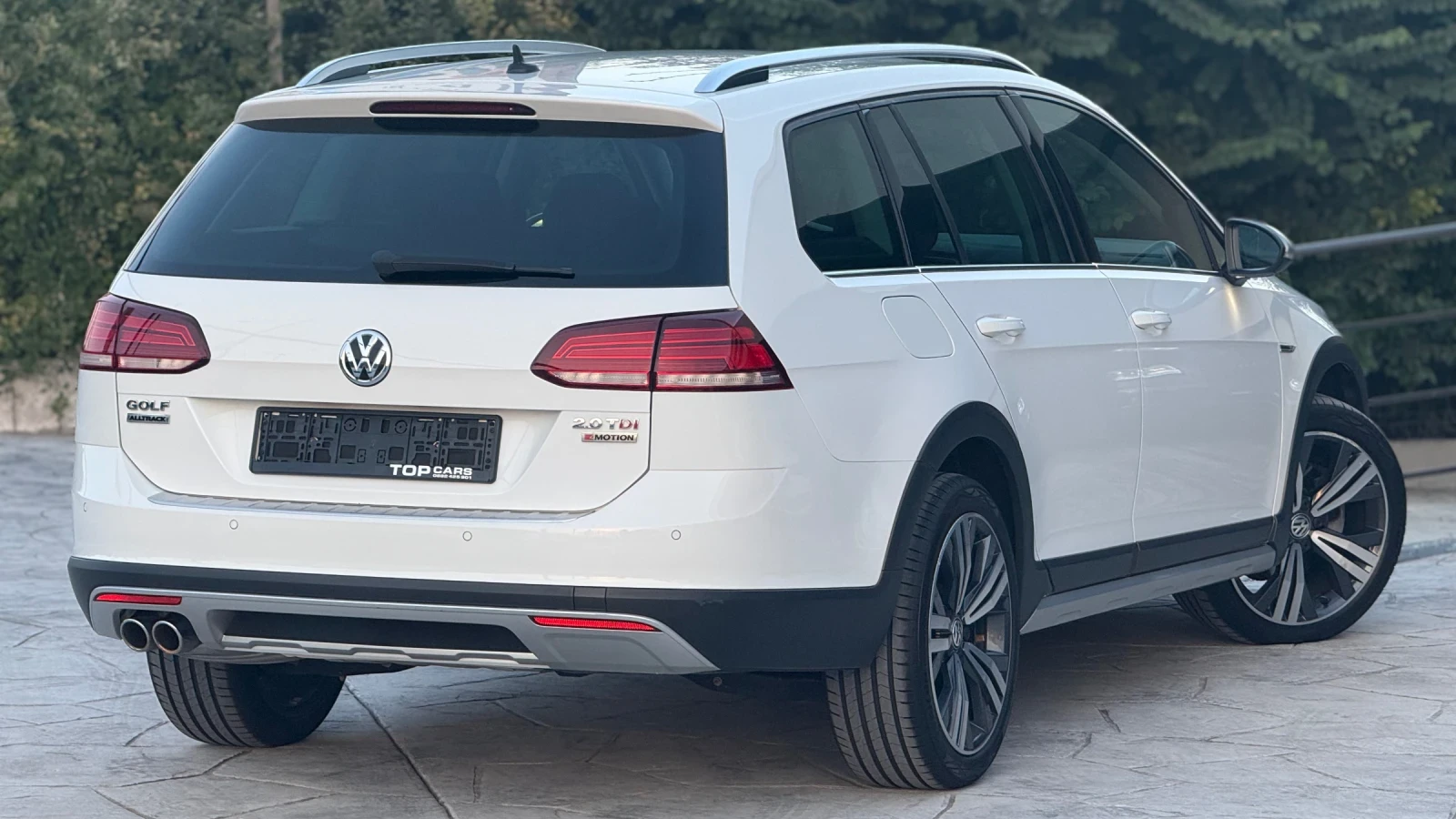 VW Golf 7.5 Alltrack Digital Camera, снимка 6 - Автомобили и джипове - 55365910