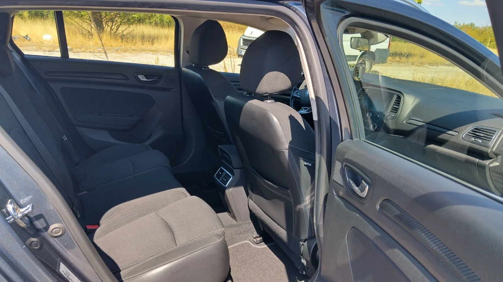 Renault Megane | Mobile.bg � ����������� 11
