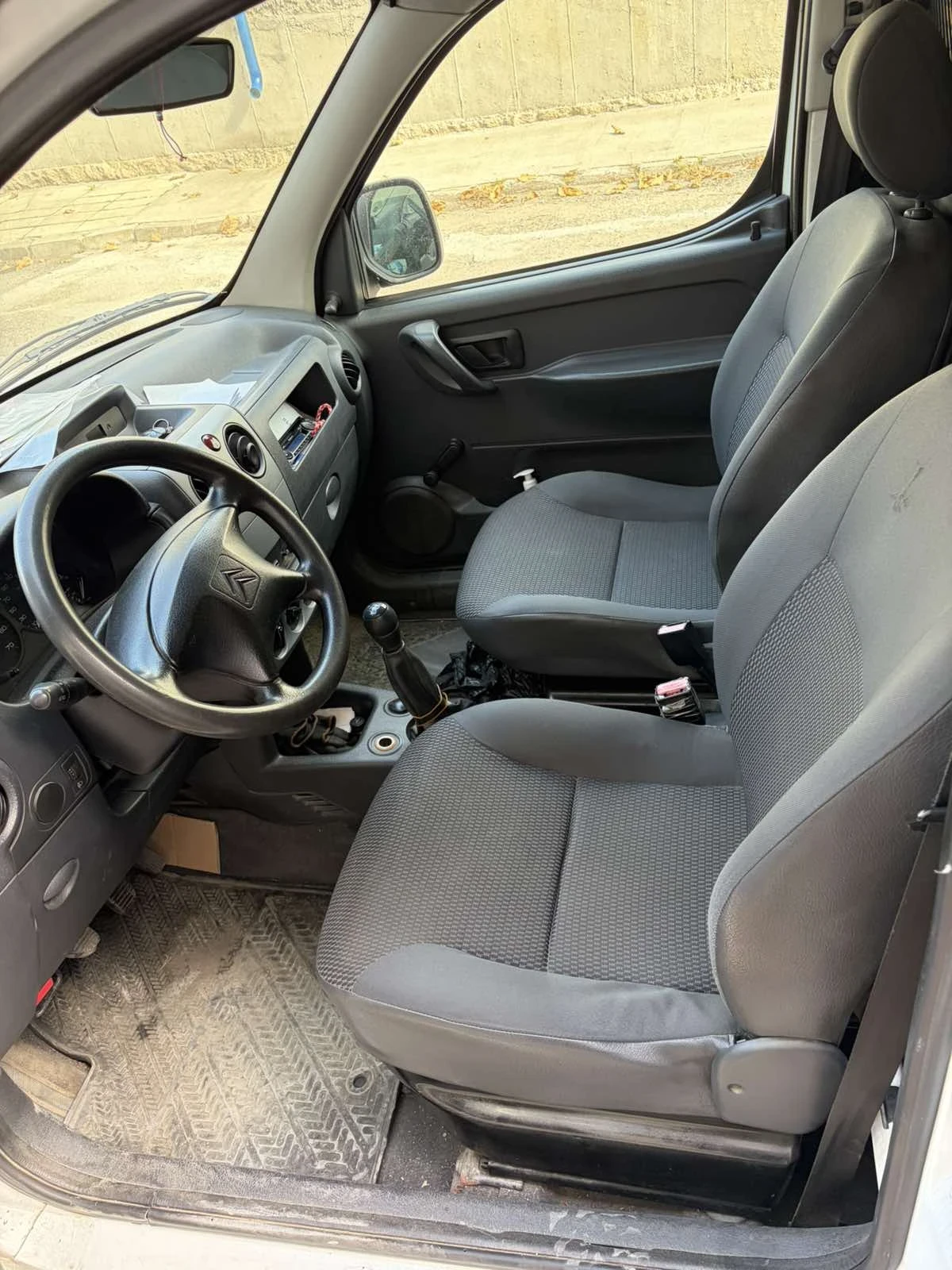 Citroen Berlingo пикап , снимка 11 - Автомобили и джипове - 56655469