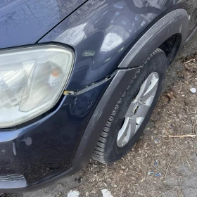 Chevrolet Captiva - 3900 € / 7627.74 лв. - 74635409 4