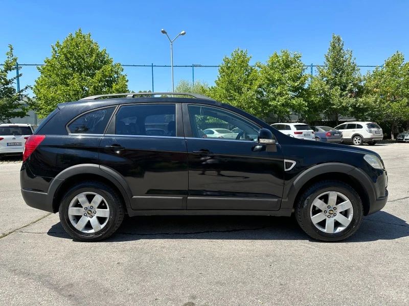 Chevrolet Captiva 2.0TDI 140К.с. Автоматик, снимка 5 - Автомобили и джипове - 46561574