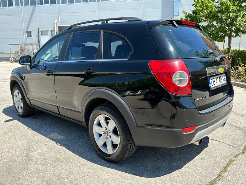 Chevrolet Captiva 2.0TDI 140К.с. Автоматик, снимка 3 - Автомобили и джипове - 46561574