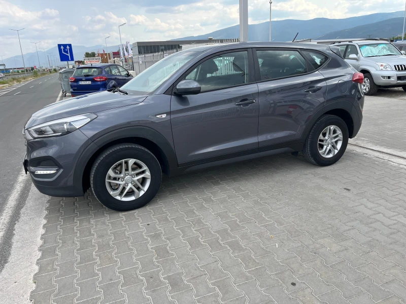 Hyundai Tucson 1.7 Diesel 76000 км!!, снимка 3 - Автомобили и джипове - 51719025