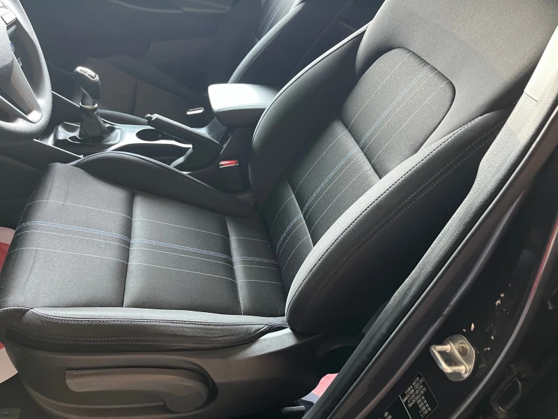 Hyundai Tucson 1.7 Diesel 76000 км!!, снимка 7 - Автомобили и джипове - 51719025