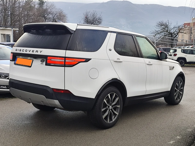 Land Rover Discovery 2.0D* 4X4* LED* NAVI* КОЖА* EURO6B* , снимка 4 - Автомобили и джипове - 53019547