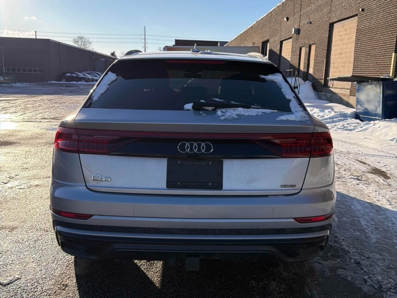 Audi Q8  Progressiv * CARFAX * 360 КАМЕРИ* ОБДУХВАНЕ, снимка 5 - Автомобили и джипове - 53303927