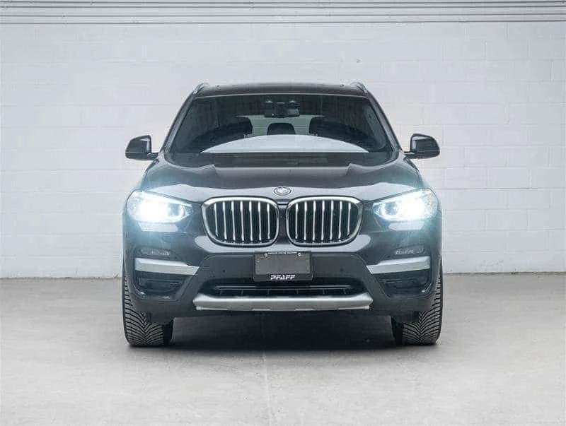 BMW X3 * xDrive30i * ДИГИТАЛНО ТАБЛО* АМБИЕНТНО* , снимка 2 - Автомобили и джипове - 54125043