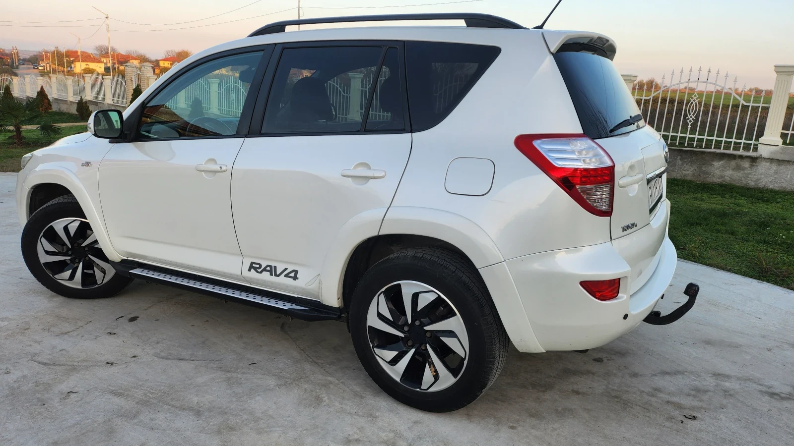 Toyota Rav4 2.2 | Mobile.bg � ����������� 1