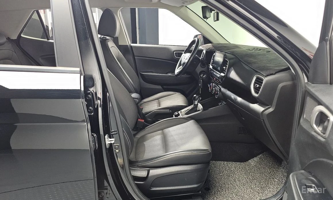 Hyundai Venue  - изображение 10