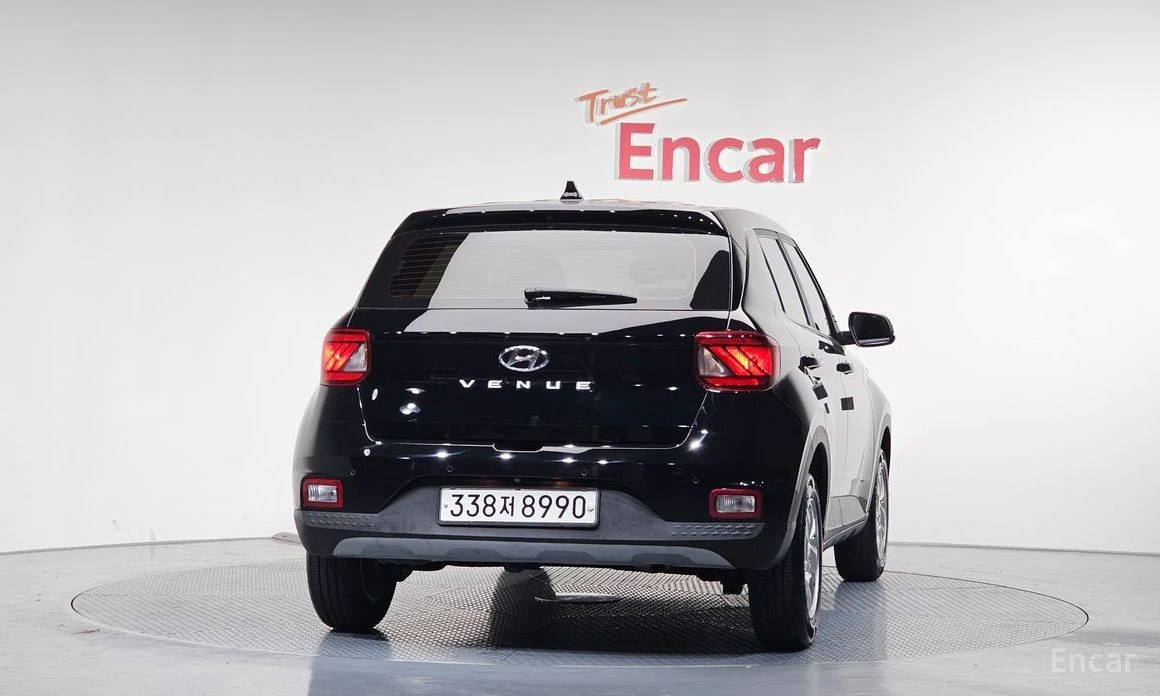 Hyundai Venue  - изображение 4