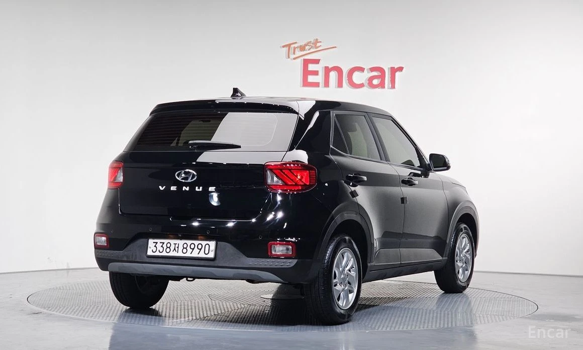 Hyundai Venue  - изображение 2