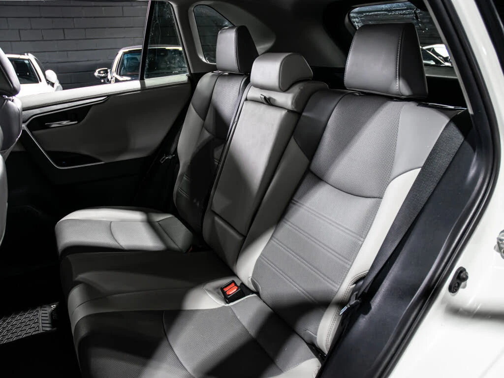 Toyota Rav4 * LIMITED* AWD* ЦЕНА* ДО* БГ* , снимка 12 - Автомобили и джипове - 54115081