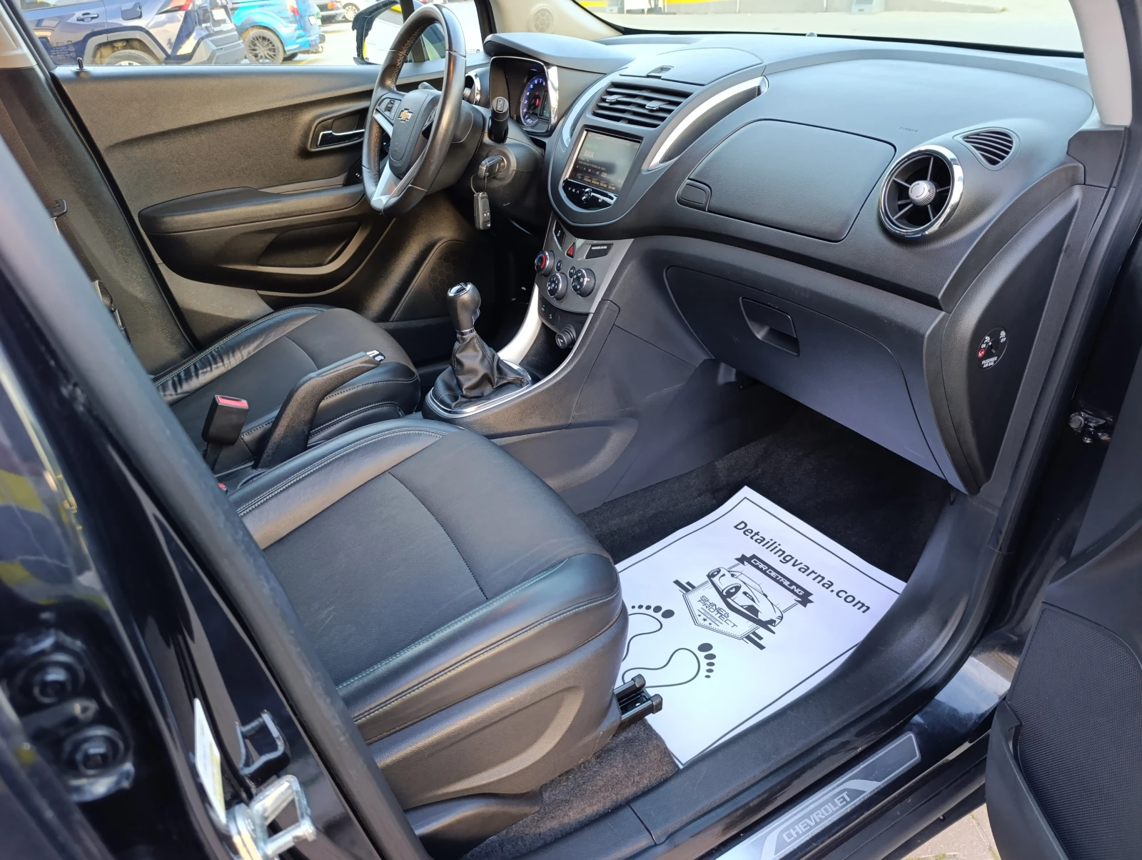 Chevrolet Trax 1.4 T 4WD, снимка 9 - Автомобили и джипове - 54459784