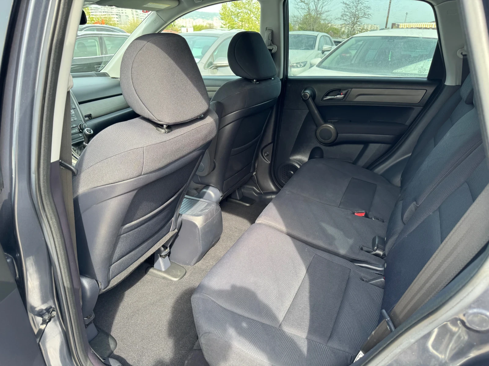 Honda Cr-v 2.2iDITEC FACE 4x4, снимка 14 - Автомобили и джипове - 54477810