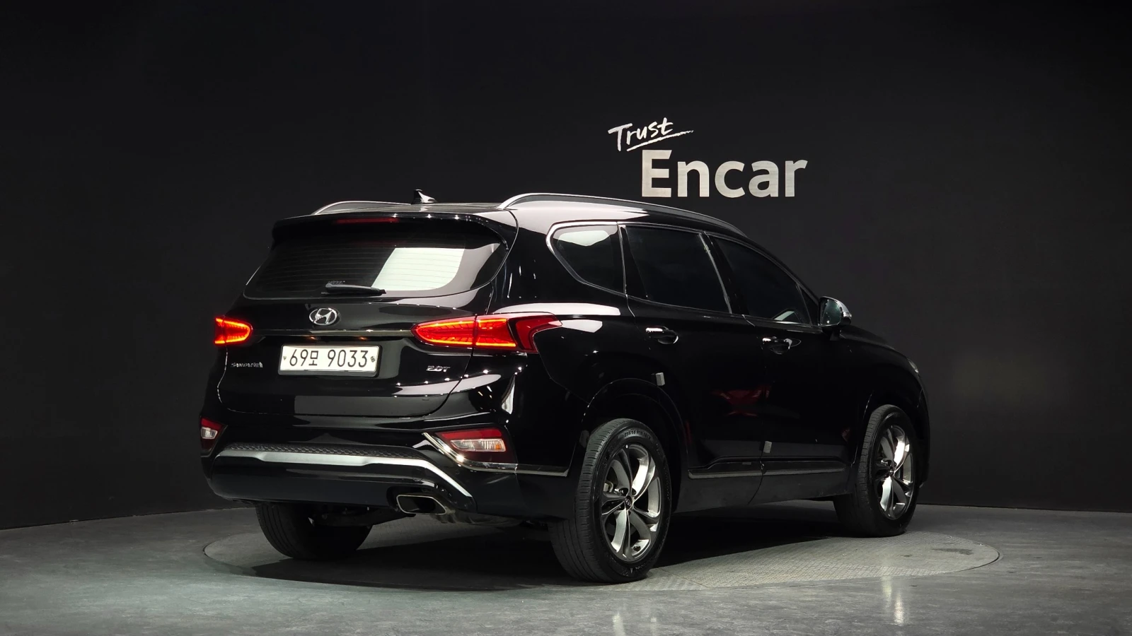 Hyundai Santa fe 2.0T Inspiration | 360  Camera | Adaptive Cruise , снимка 2 - Автомобили и джипове - 55524461