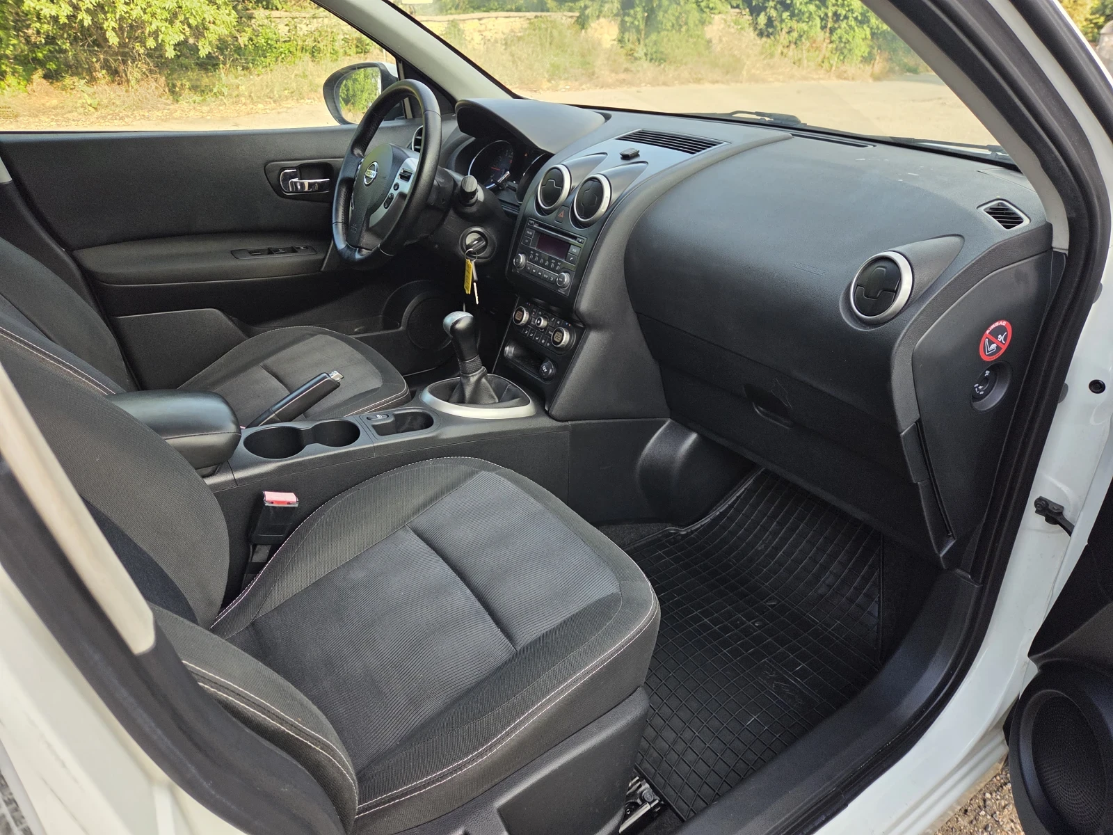 Nissan Qashqai 1.6i 117ps | Mobile.bg � ����������� 12