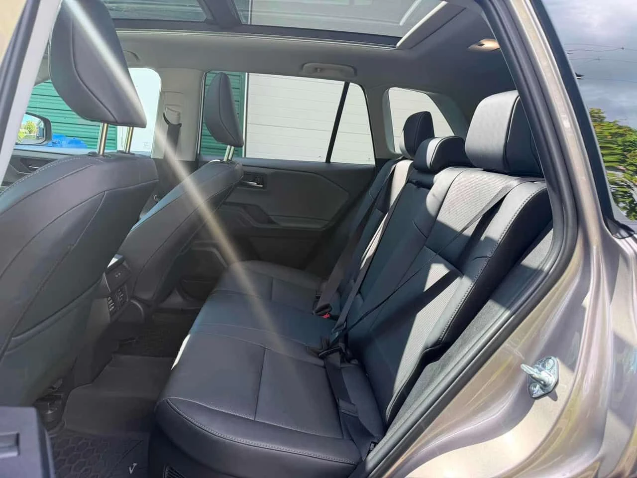 Toyota Rav4 XLE AWD | CARFAX | АВТОКРЕДИТ БЕЗ ПЪРВОНАЧАЛНА , снимка 14 - Автомобили и джипове - 55710833
