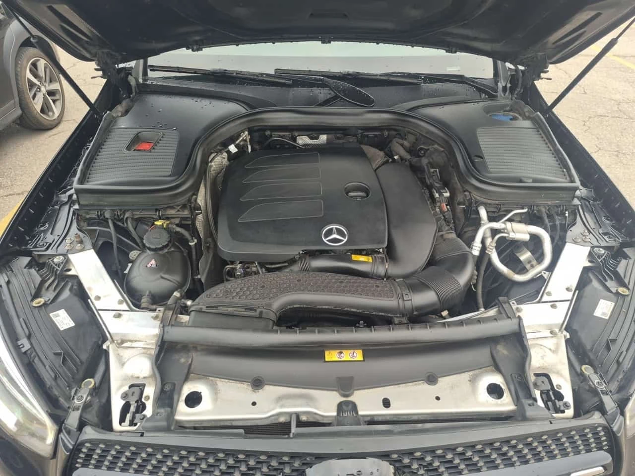 Mercedes-Benz GLC 300 CARFAX, снимка 11 - Автомобили и джипове - 55737085