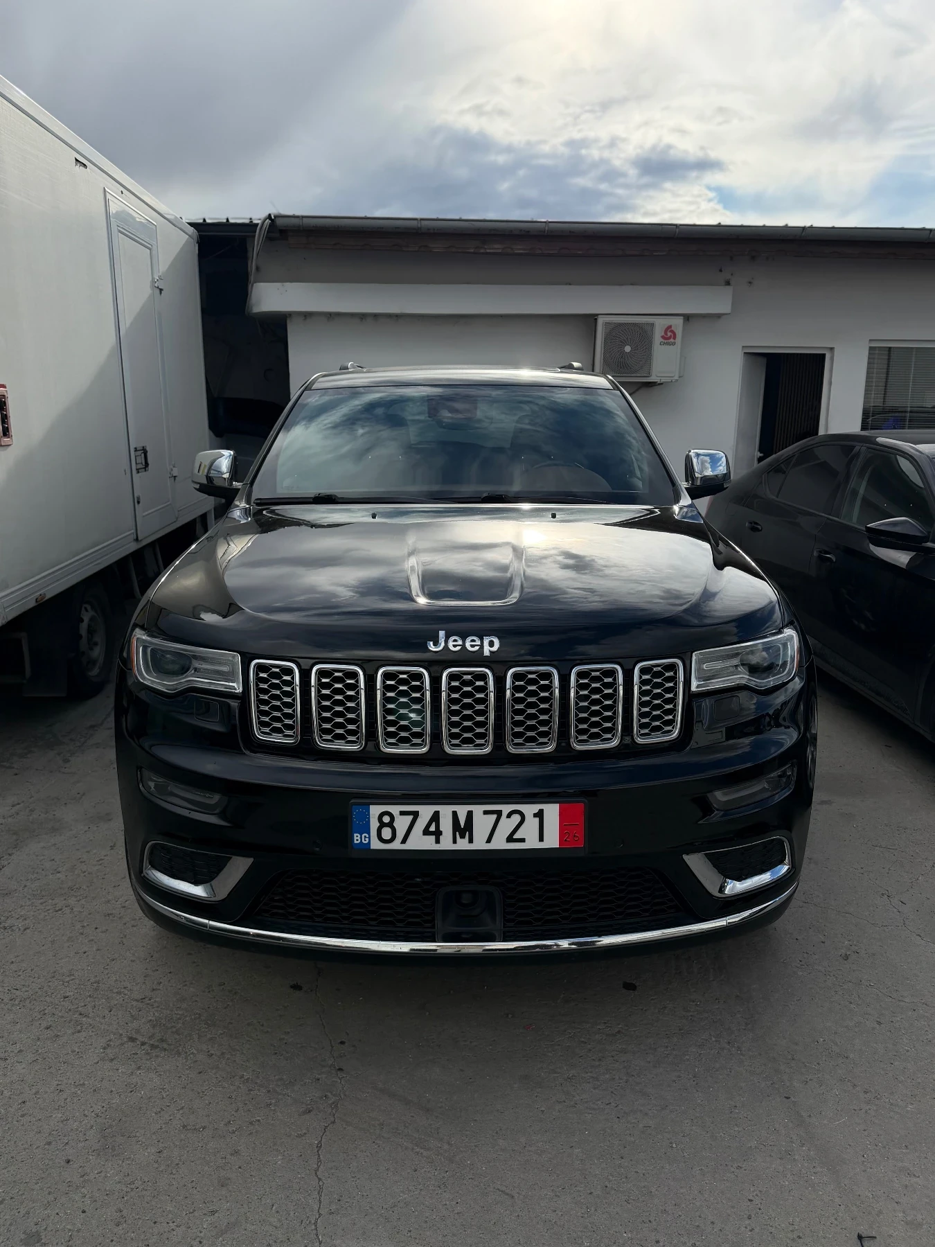 Jeep Grand cherokee Grand Cherokee Summit, снимка 2 - Автомобили и джипове - 56202901