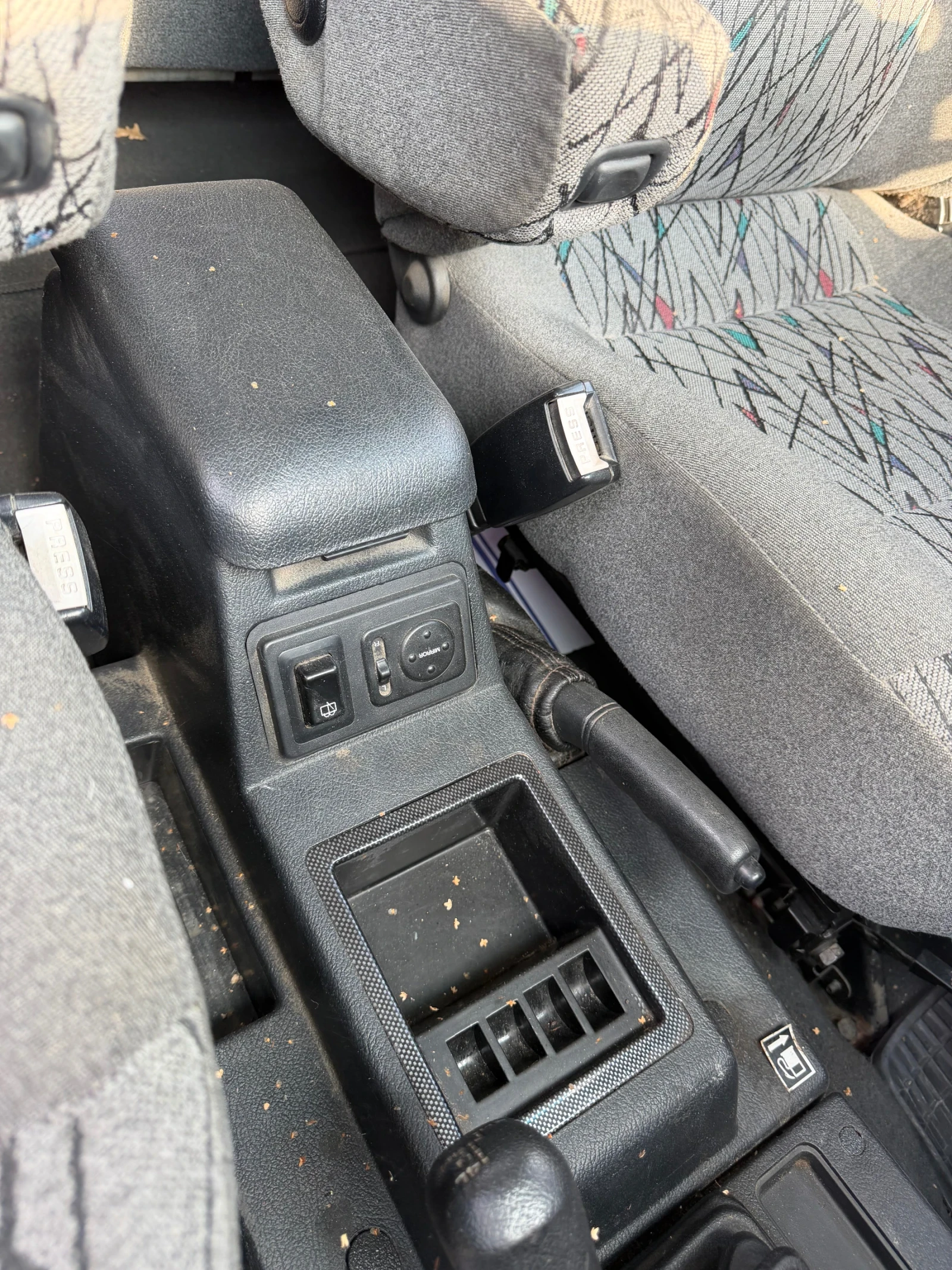 Hyundai Galloper 2.5 дизел, снимка 8 - Автомобили и джипове - 56617176