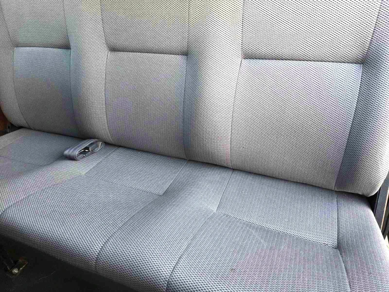 Toyota Hiace 2.5D-4D/ШВЕЙЦАРИЯ/4х4/5+ 1, снимка 9 - Бусове и автобуси - 52425156