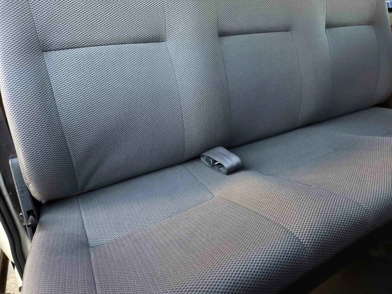 Toyota Hiace 2.5D-4D/ШВЕЙЦАРИЯ/4х4/5+ 1, снимка 10 - Бусове и автобуси - 52425156