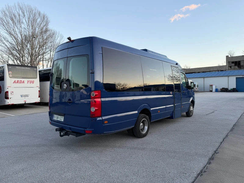 VW Crafter 2.5 TDI 163кс 22 местен!!, снимка 2 - Бусове и автобуси - 53527962